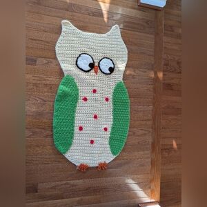 Whimsical Crochet Owl Blanket with Green and Cream